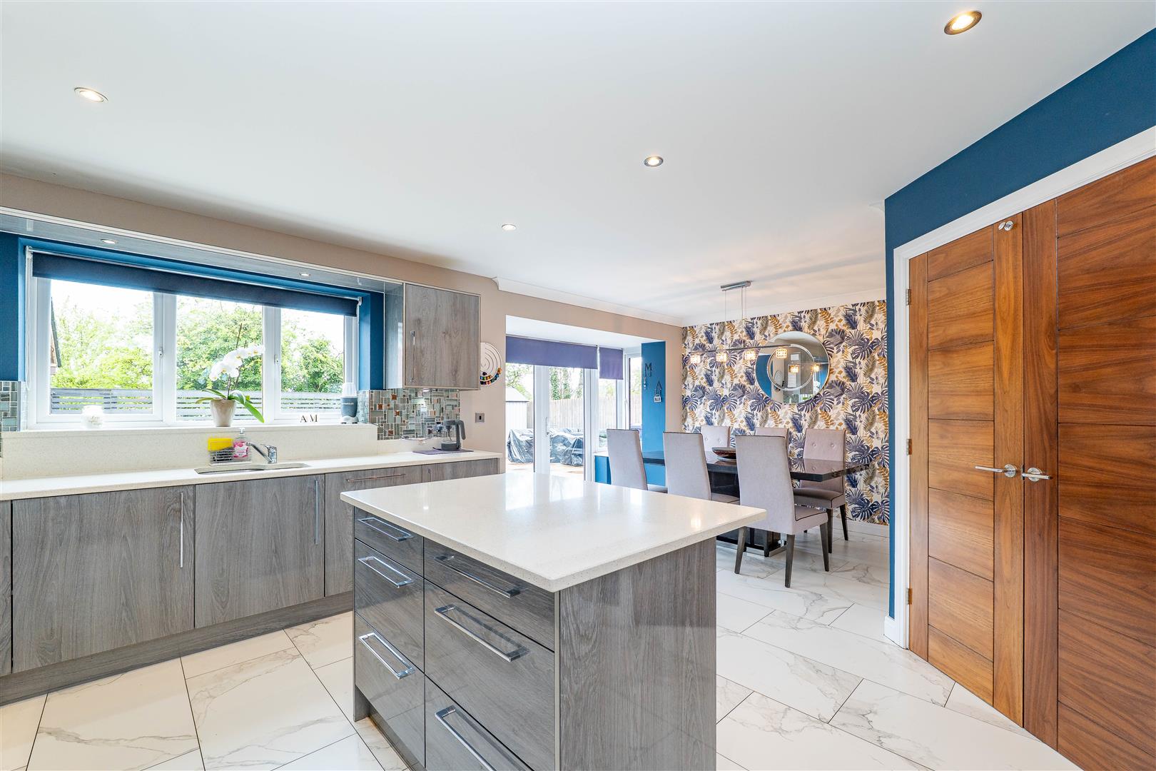 4 bed property in Willowbank Close, Leyland